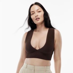 Babaton Sculpt Knit Deep V Tank